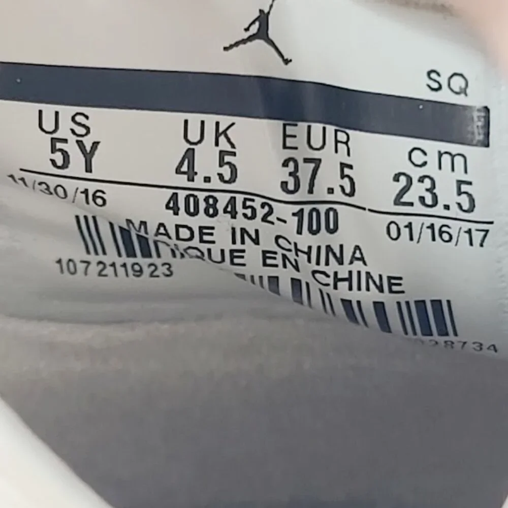 Jordan Boy's White 4 Retro BG 408452-100 Lace Up Casual Sneaker‎ Size 5Y